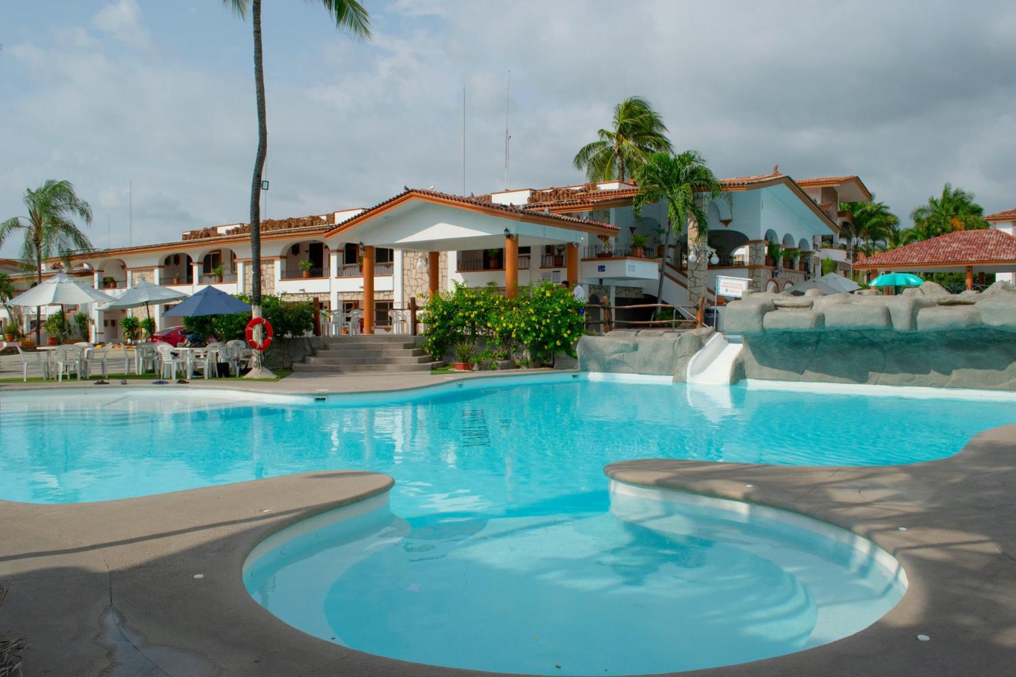 Maria Isabel Colima Hotel Exterior photo